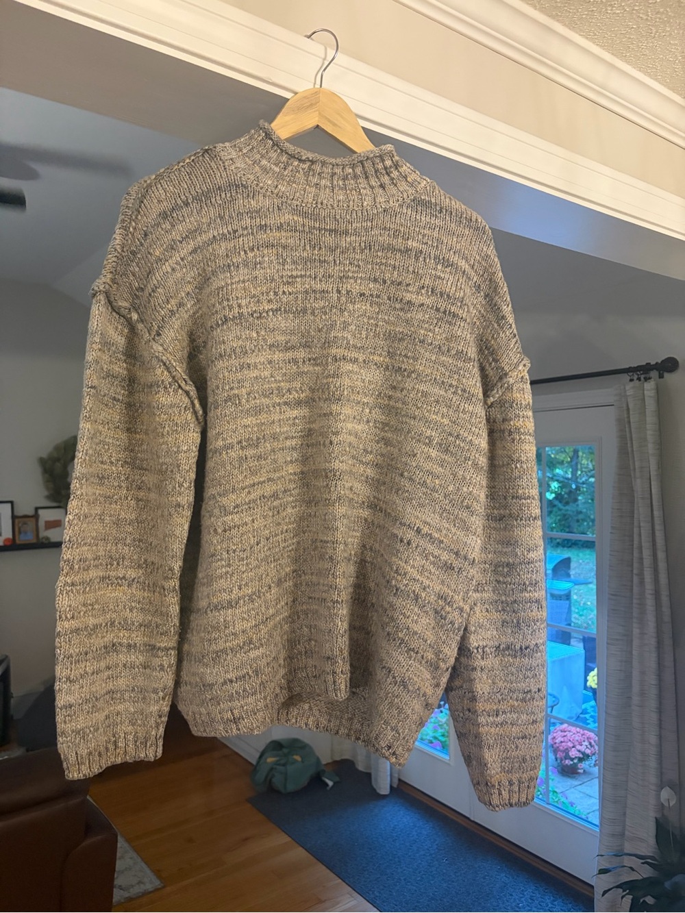 BDG Marled Heather Gray Crewneck Sweater great condition